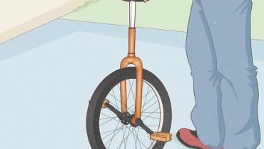 Mastering the Art of Unicycle Riding and Mounting